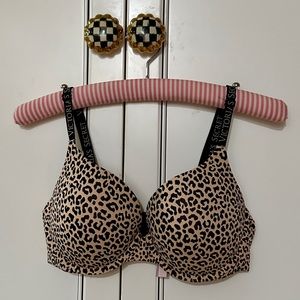 SOLD‼️ Victoria’s Secret Bra